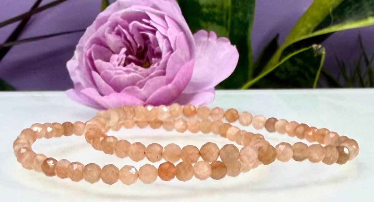 4mm Faceted Natural Peach Moonstone Stretch Bracelets 7.5"